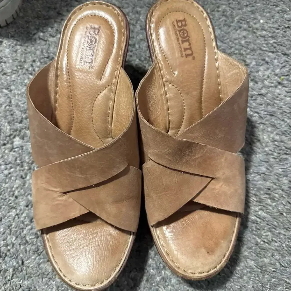 Born Women's Brown Leather Criss Cross Wedge Heel Slide Sandals 8